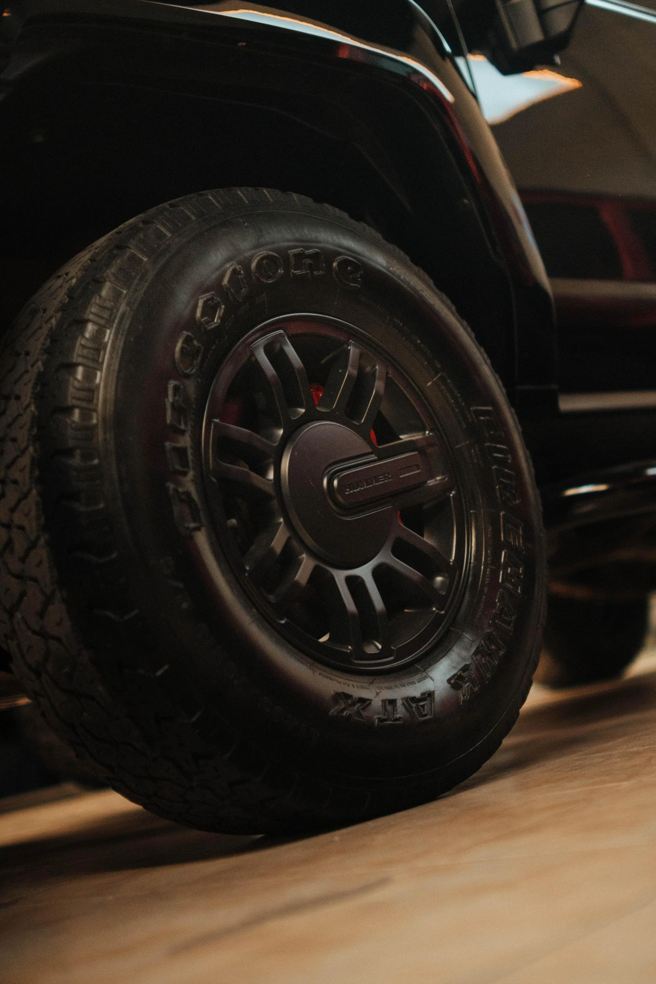 Rines y calipers: rin de Hummer restaurado y protegido